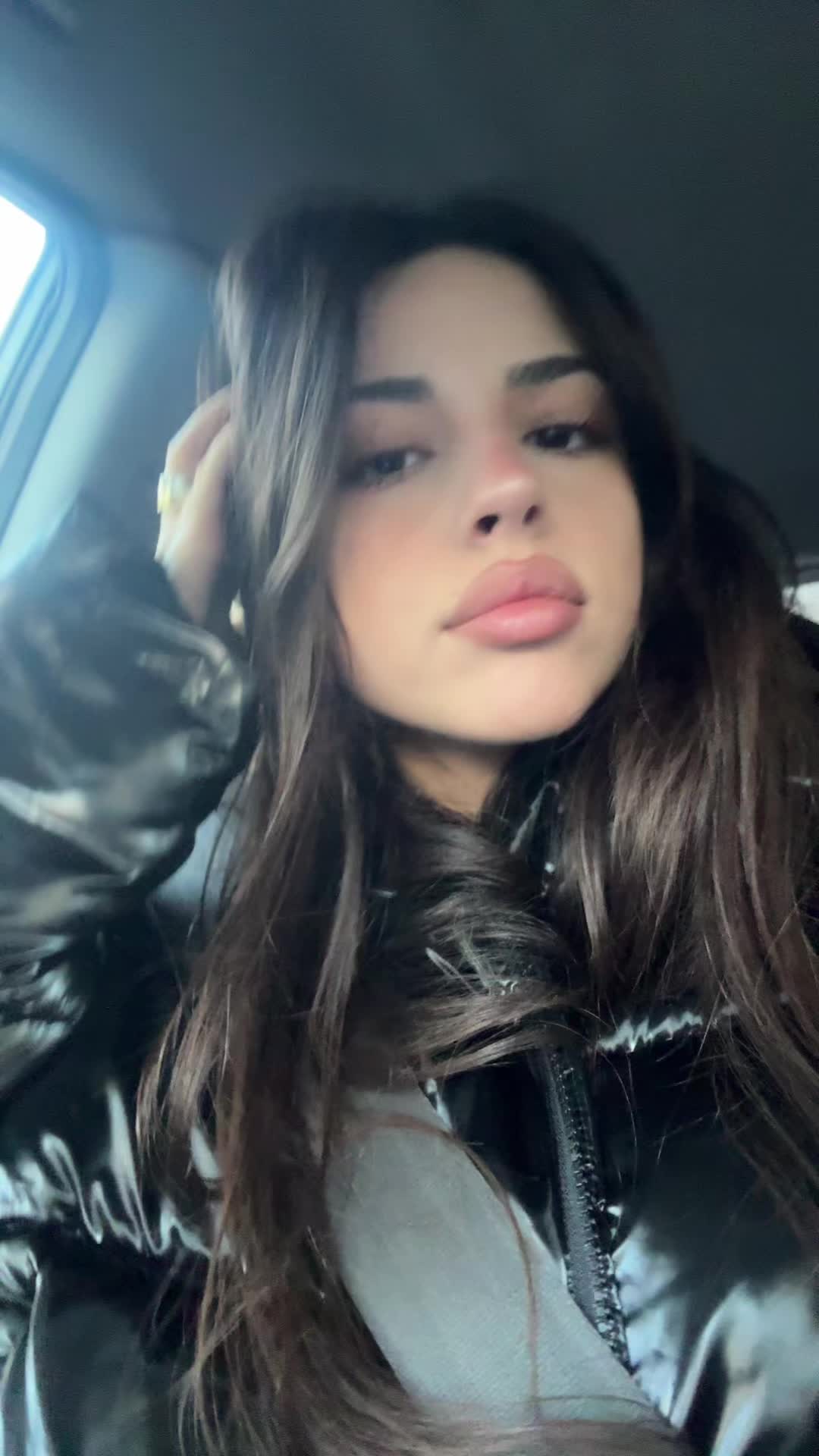 @alexandra