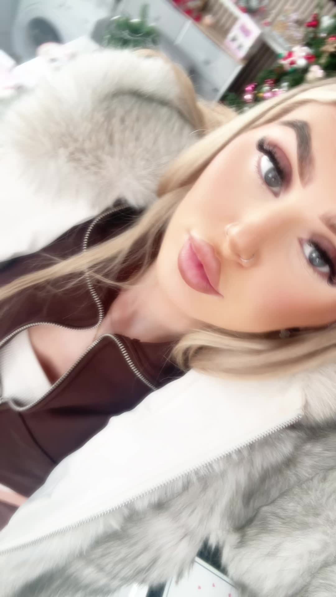@Charlyemmanicholls
