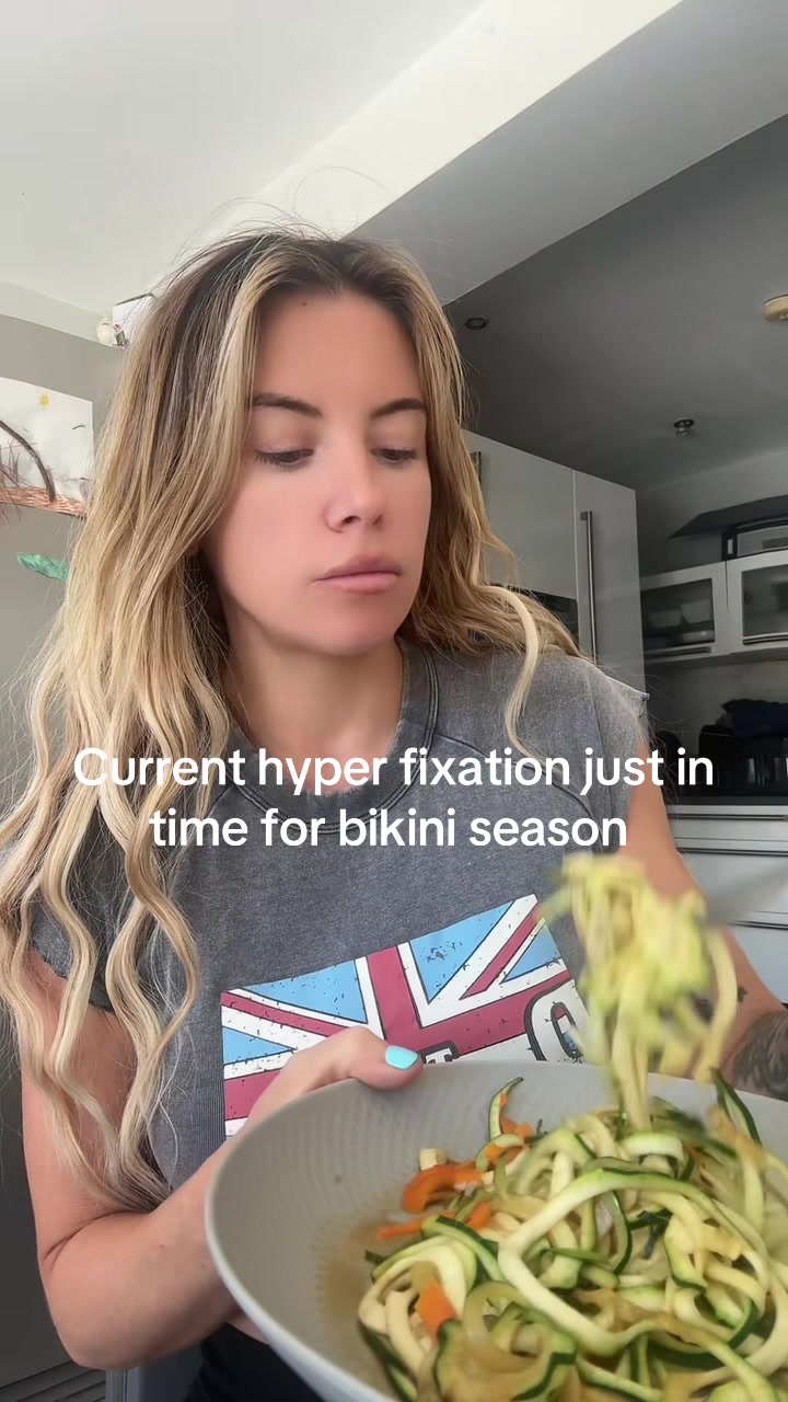 @GeorgiaFrancis •Relatablemum•