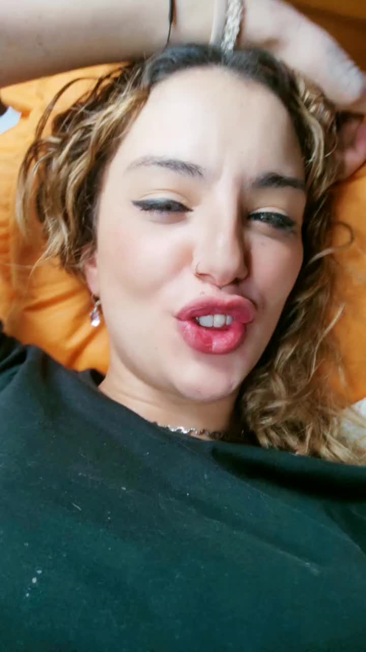 @CeliaGH 💎