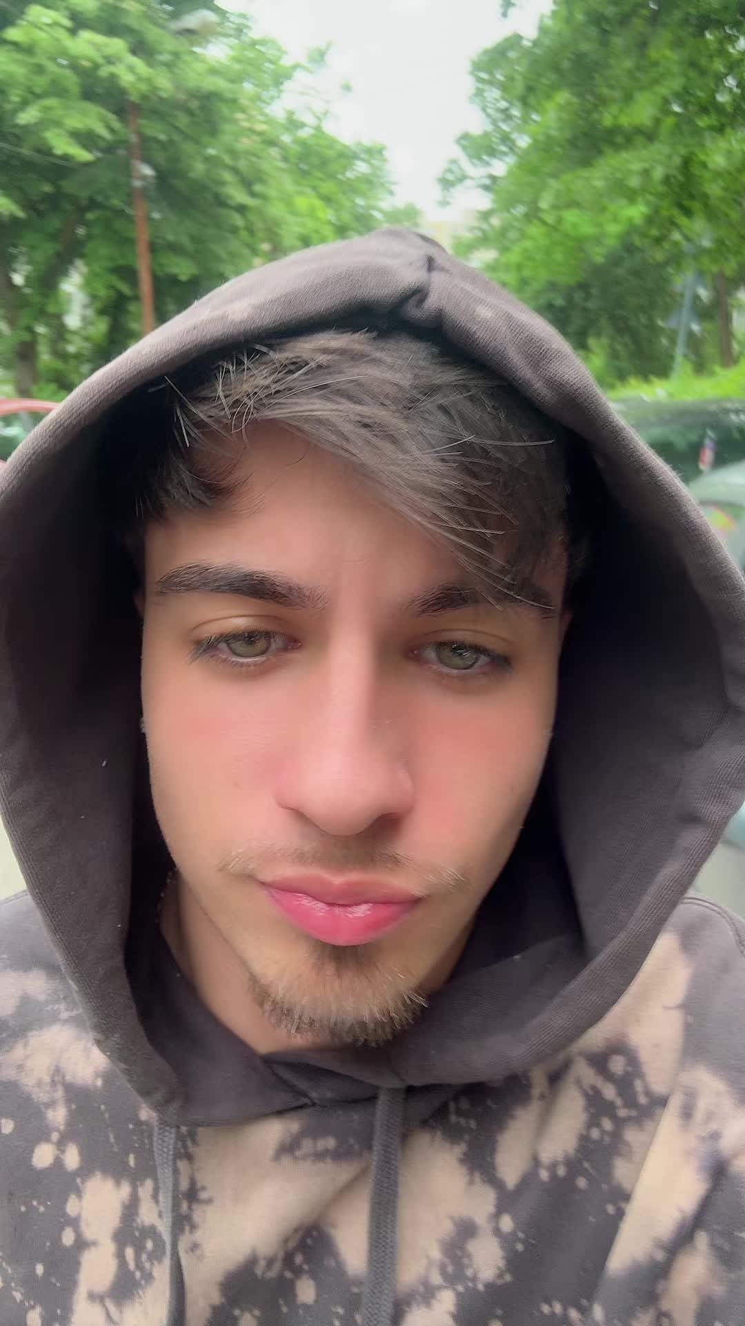 @_.dragoss