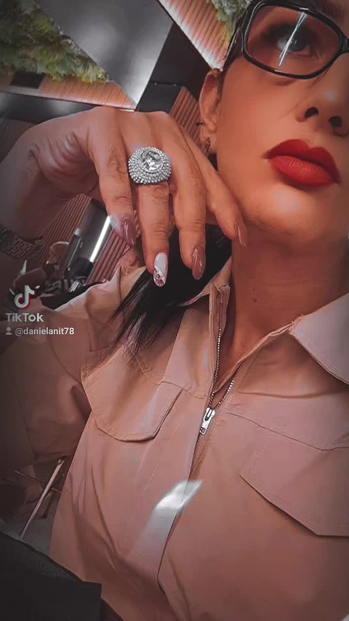 @Daniela 78