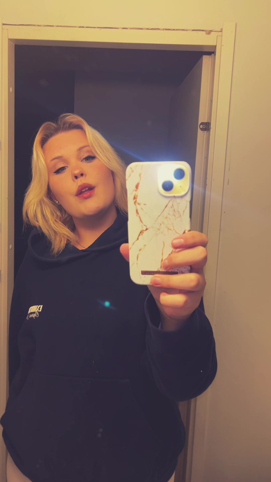 @H💋