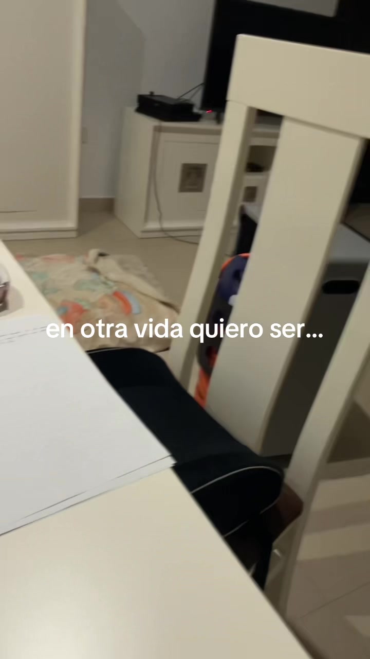 @@noeliacaparros_
