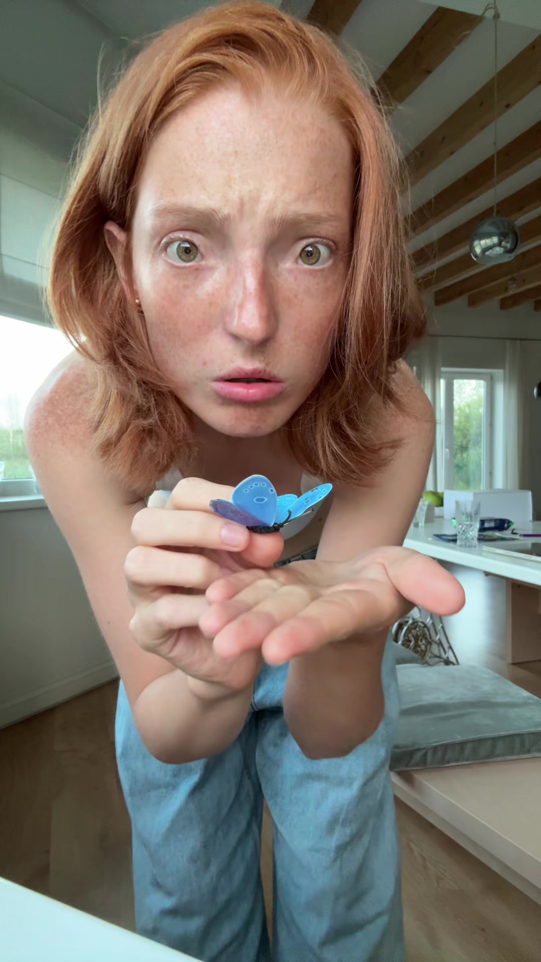 @charlize_fairy