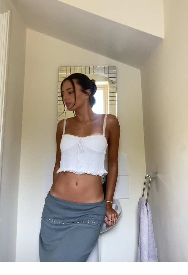 @ellieeelouspam