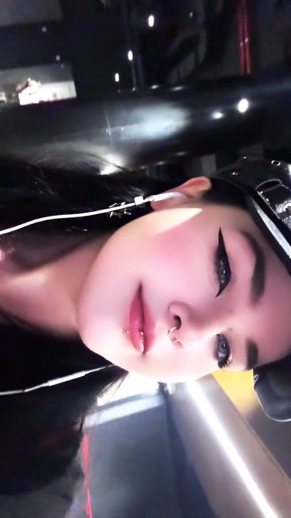 @vani ๐ฆ