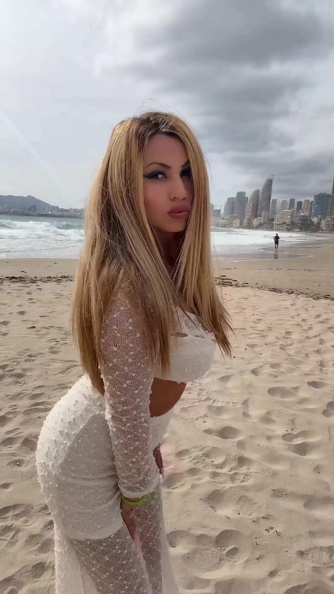 @Elena Chebaru