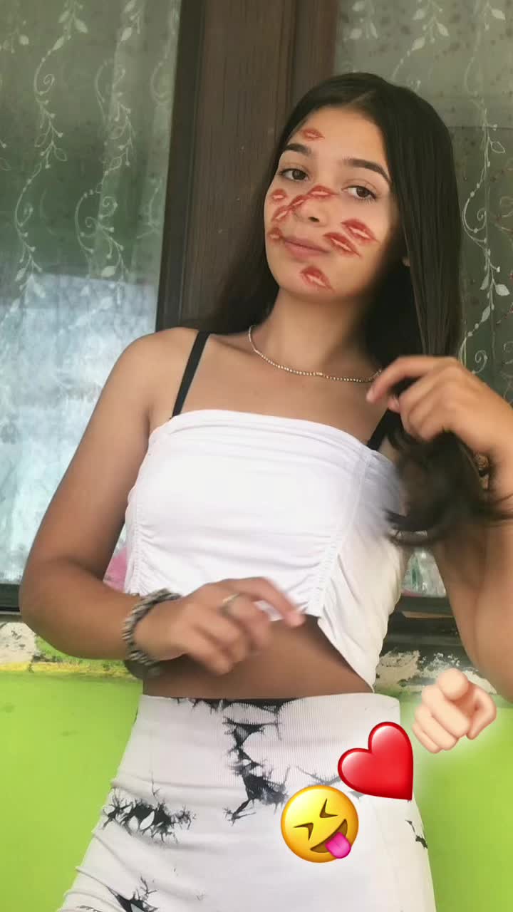 @🖤A~_N~_D~_R~_E~_A🎭