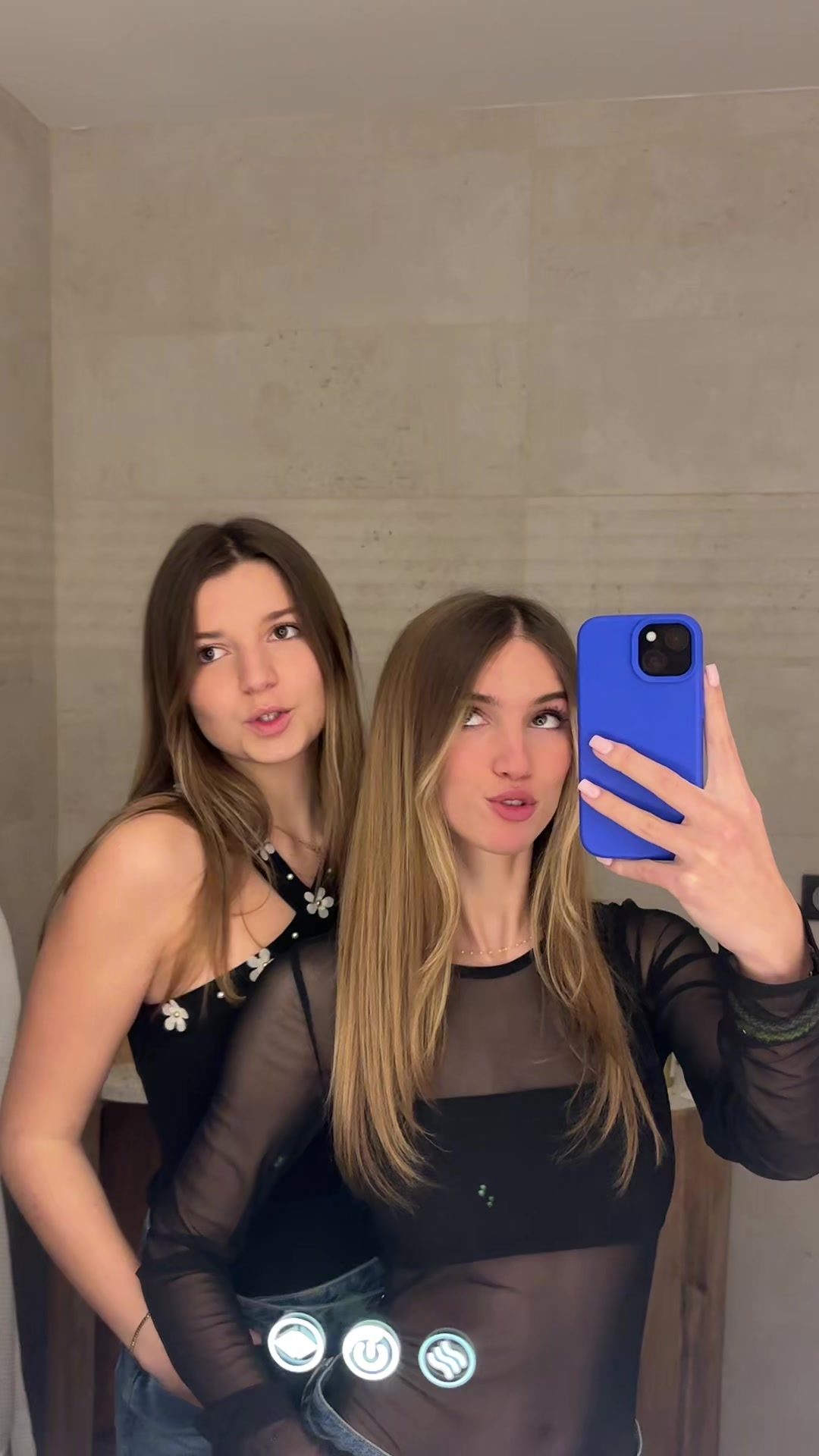 @julie 💛