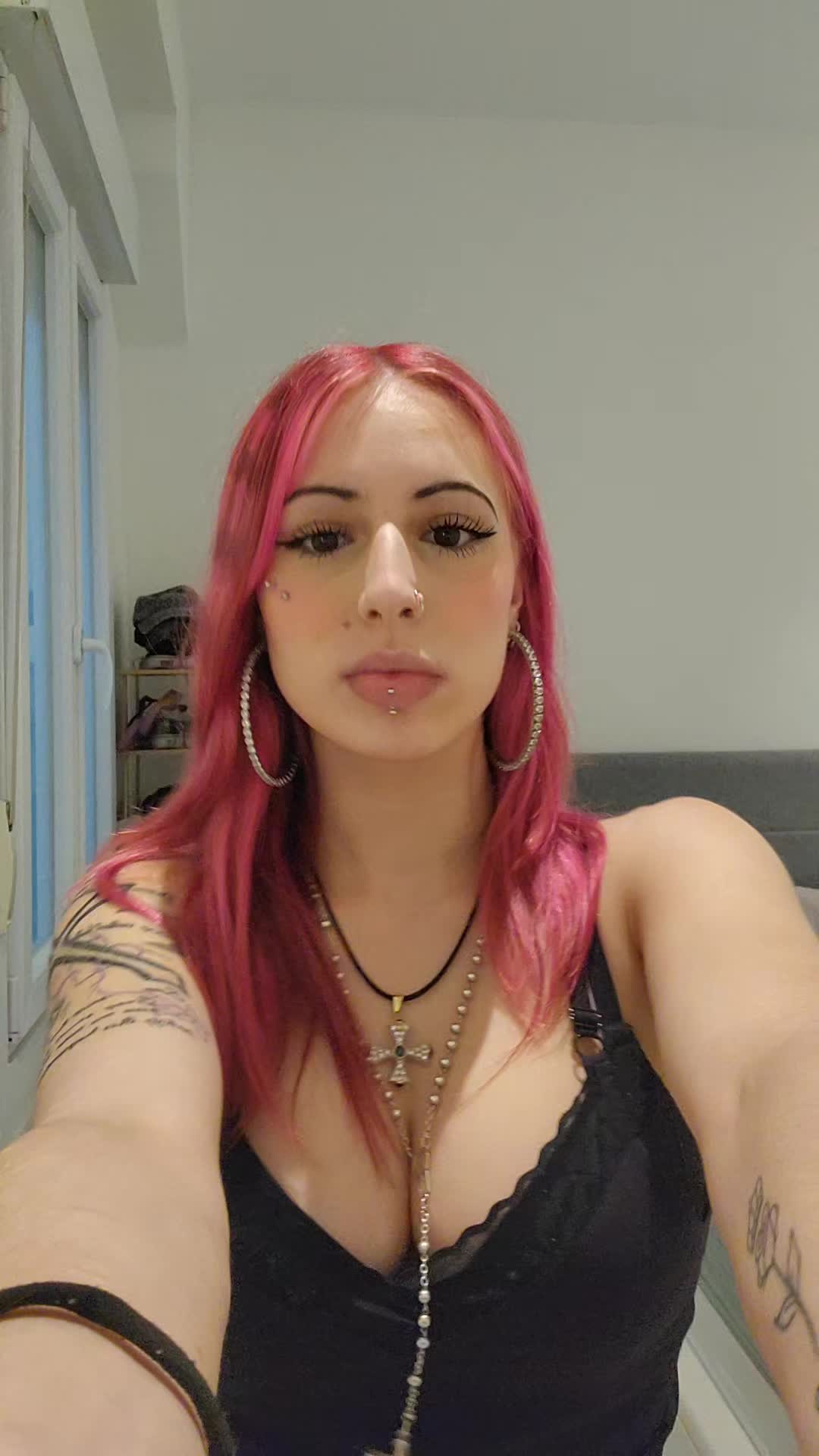 @Sam<3