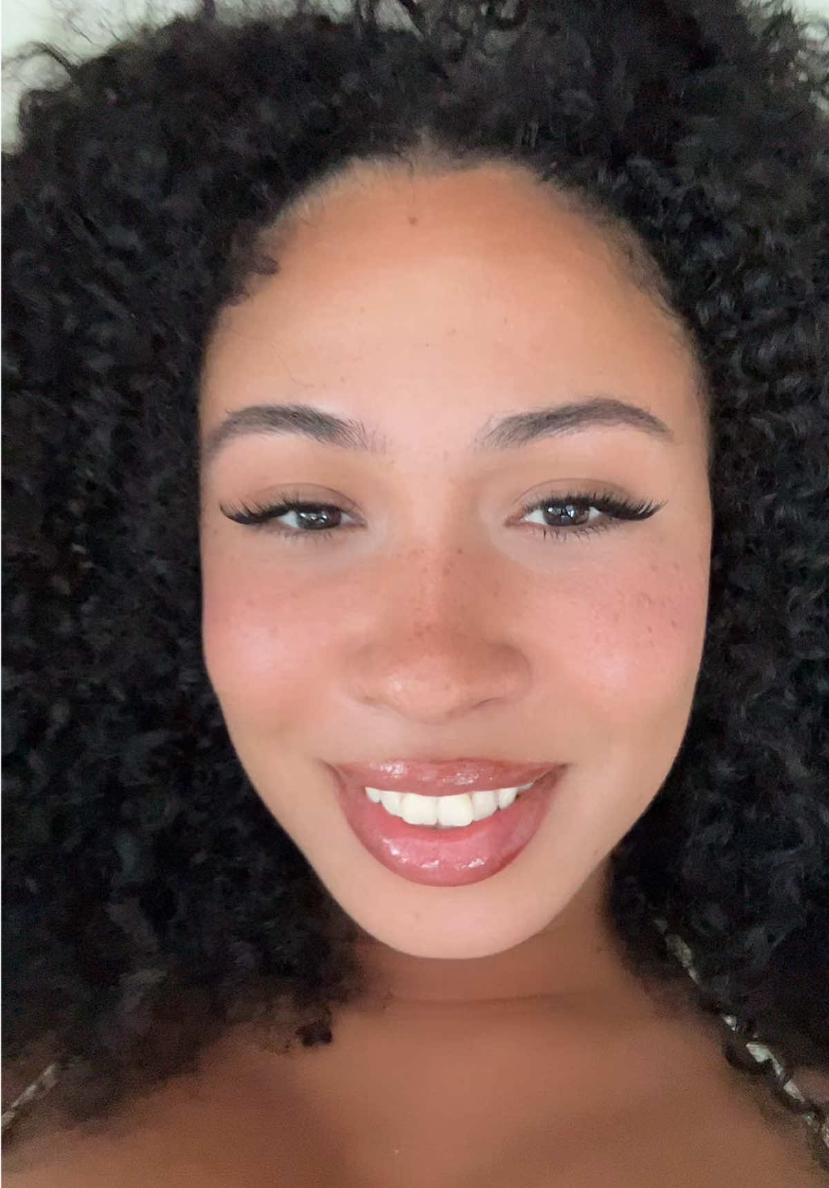 @DanielleRamona