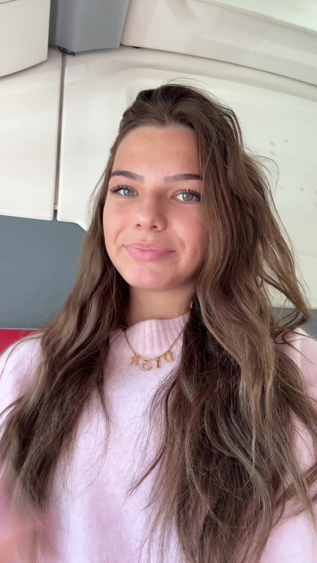 @Anicka