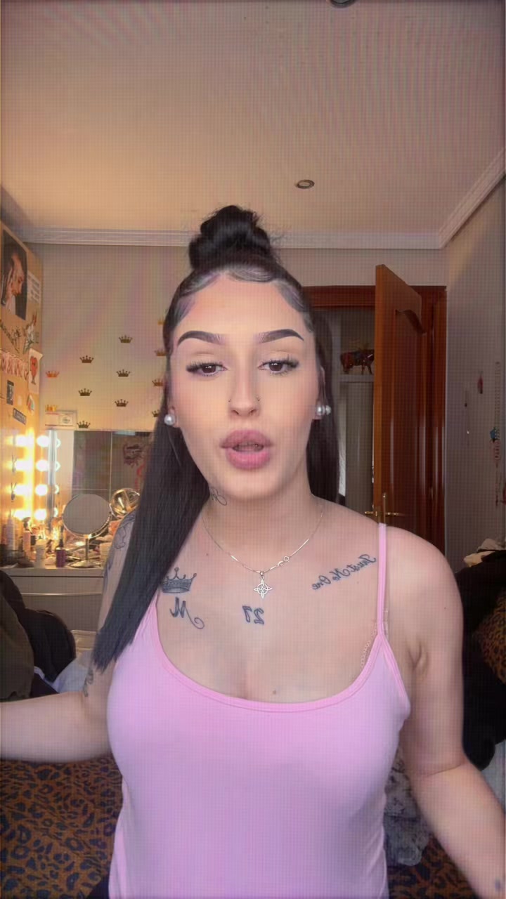 @👑