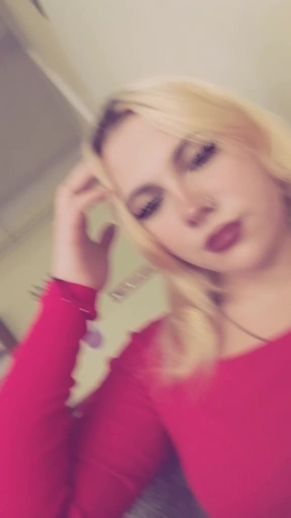 @Blondi09
