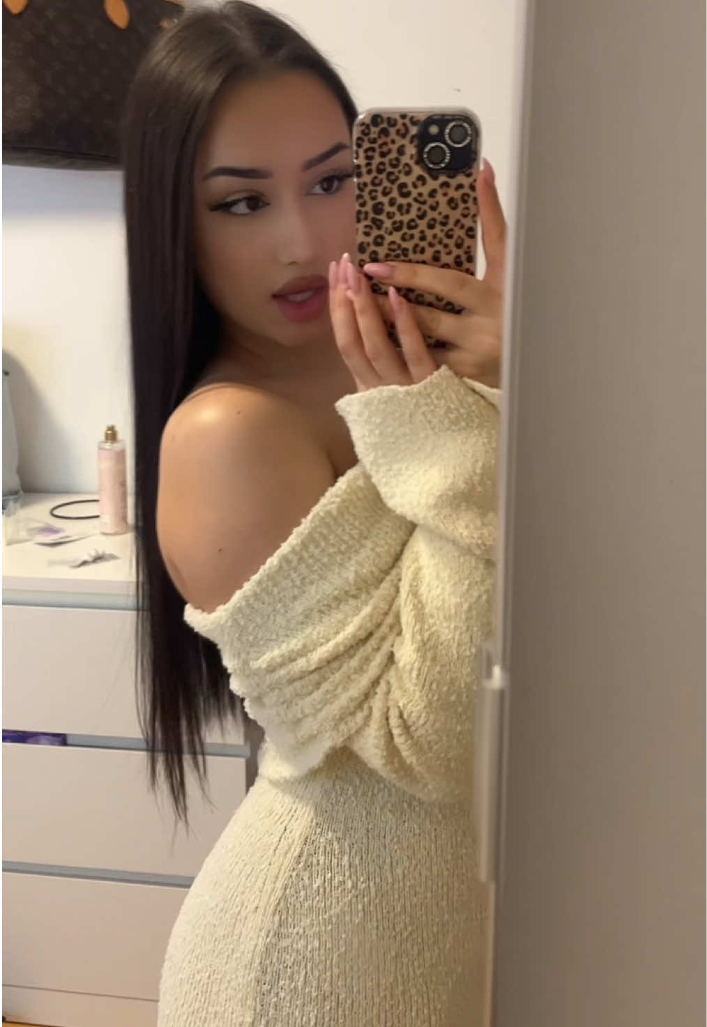 @alinaaij