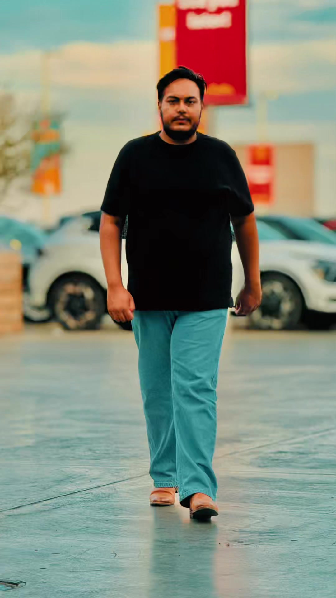 @Duggal Saaß