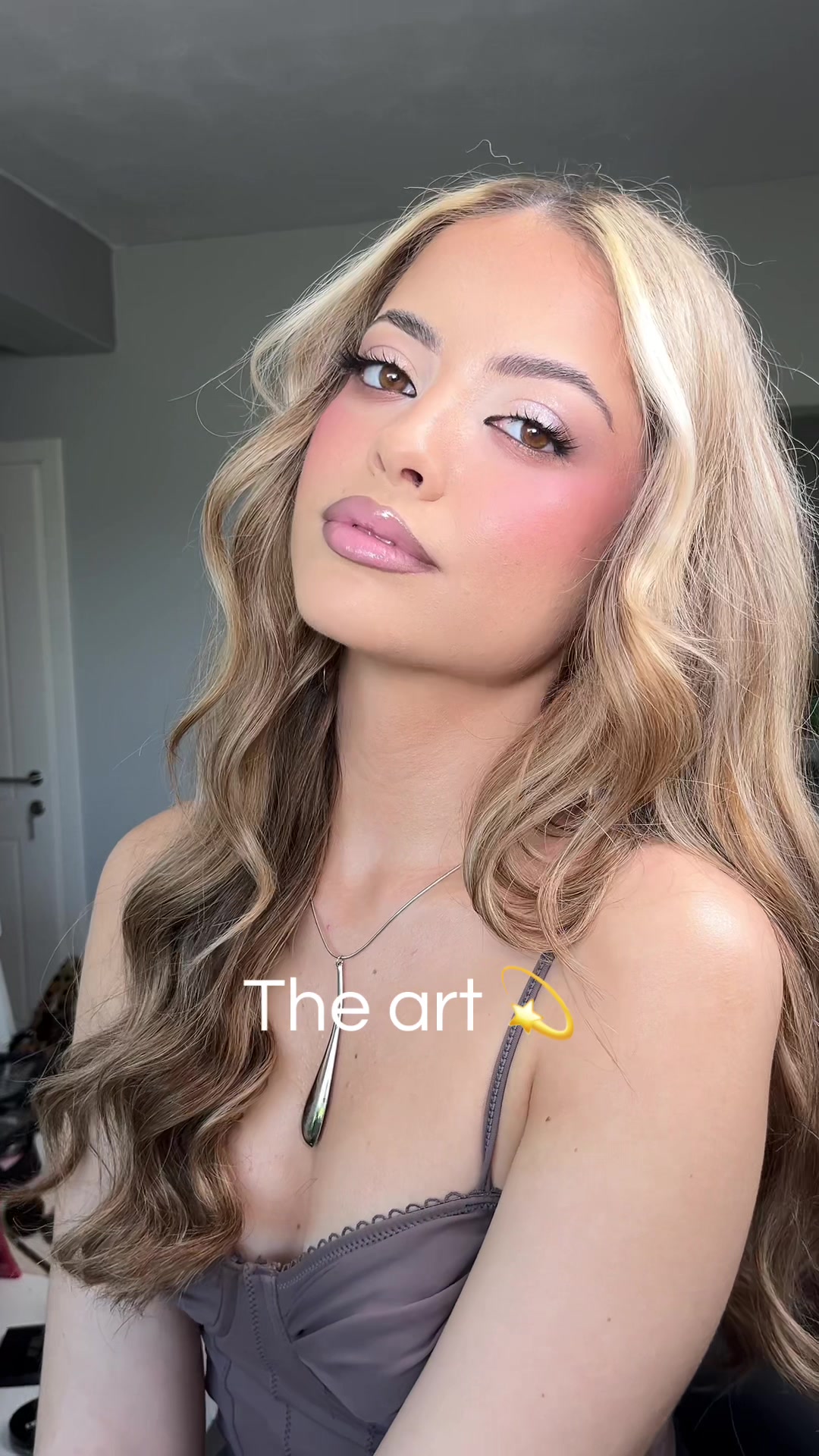@Lyuda Stefanidou MUA 🤍✨