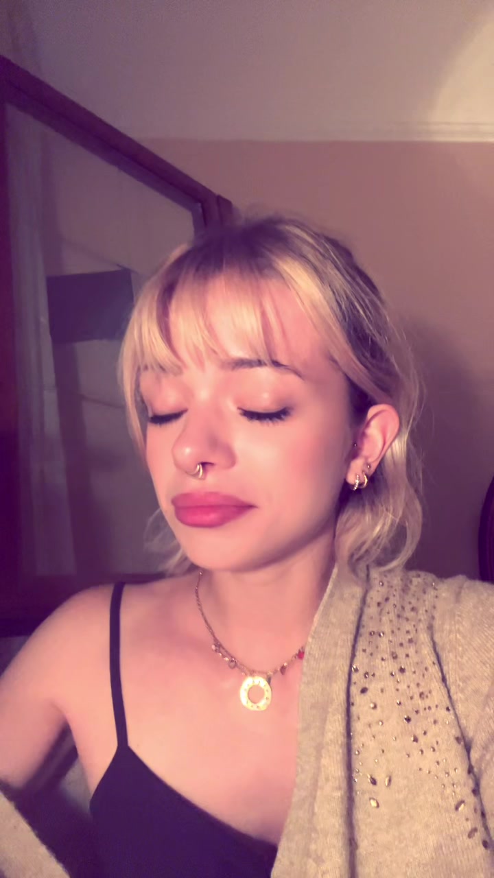 @lariuuuus