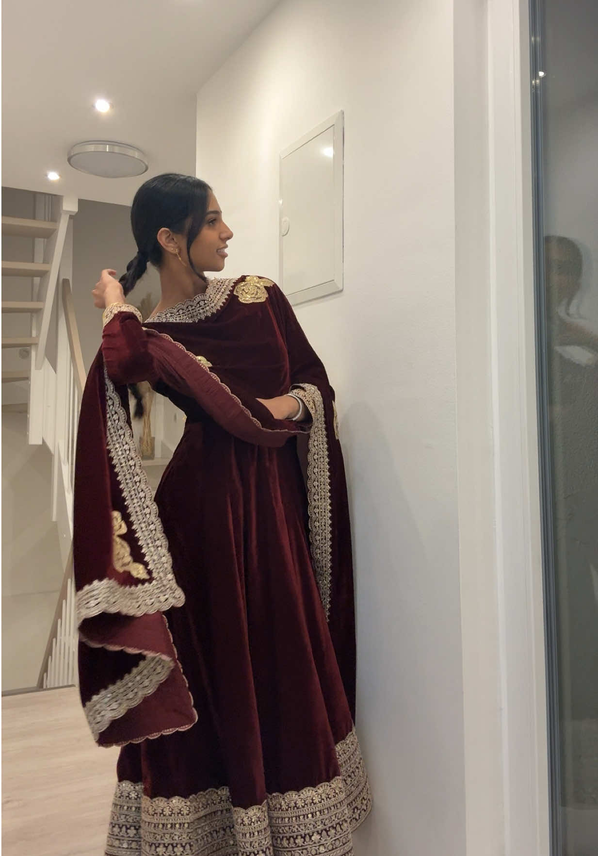 @simran🧸