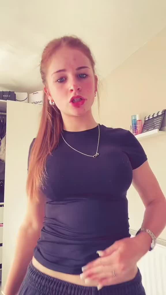 @𝐂 𝐇 𝐋 𝐎 𝐄 ꨄ