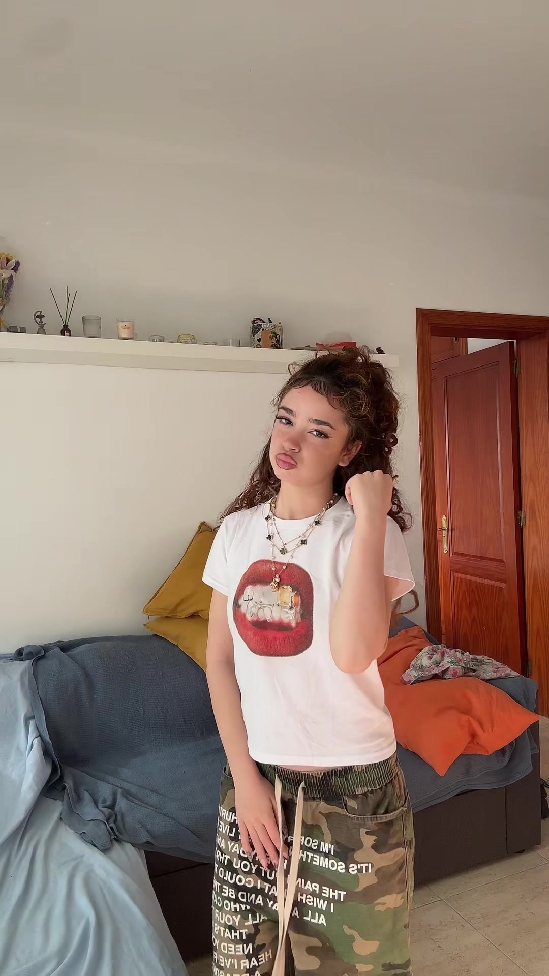 @nira
