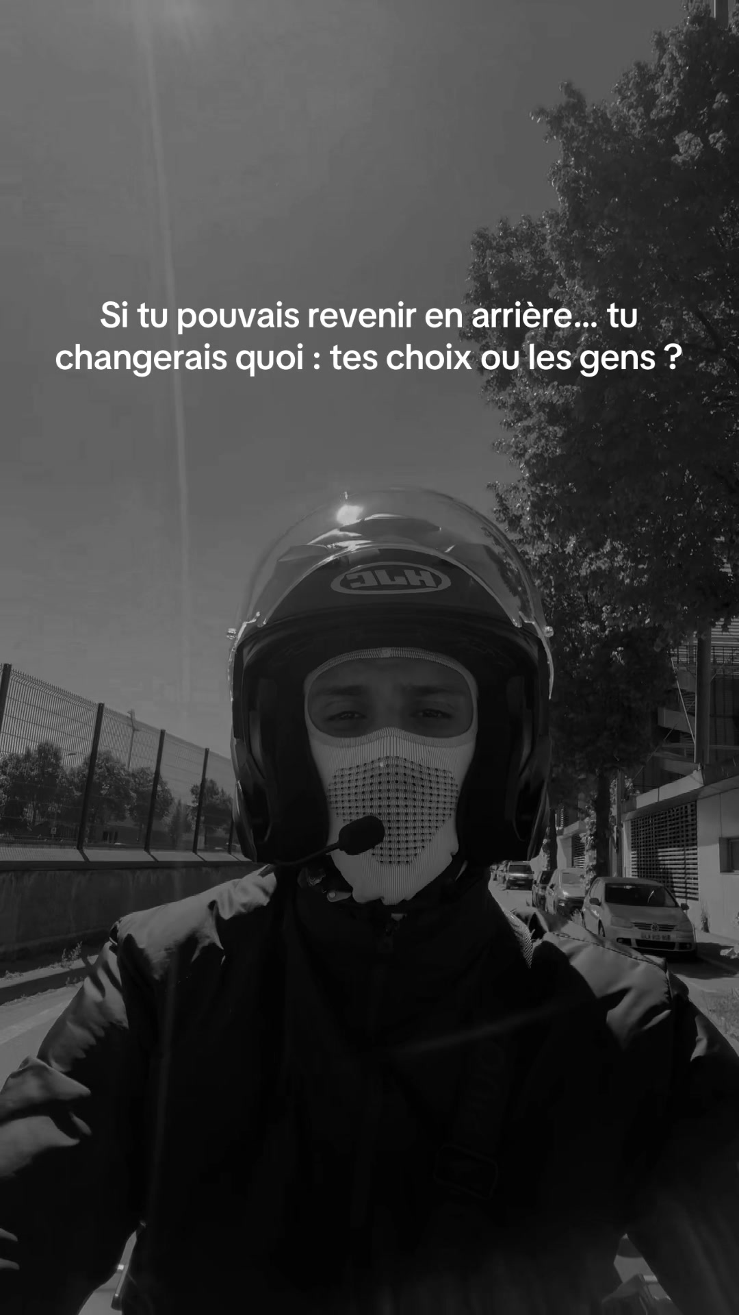 @𝗟&rsquo;𝗵𝗼𝗺𝗺𝗲 𝗺𝗮𝘀𝗾𝘂𝗲́