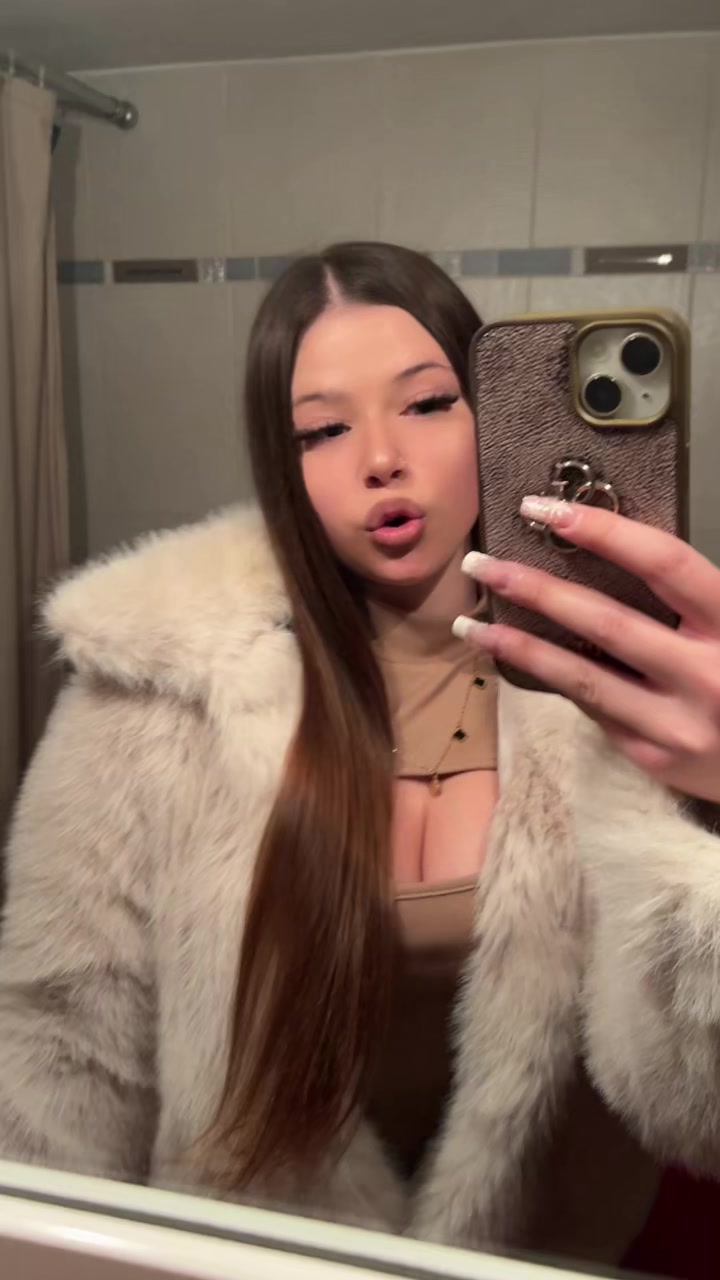 @👸🏼