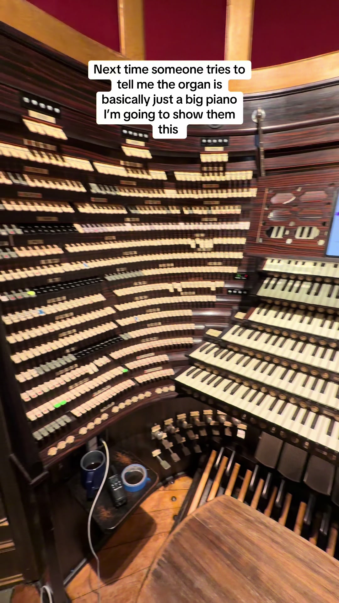 @Anna Lapwood | Organist