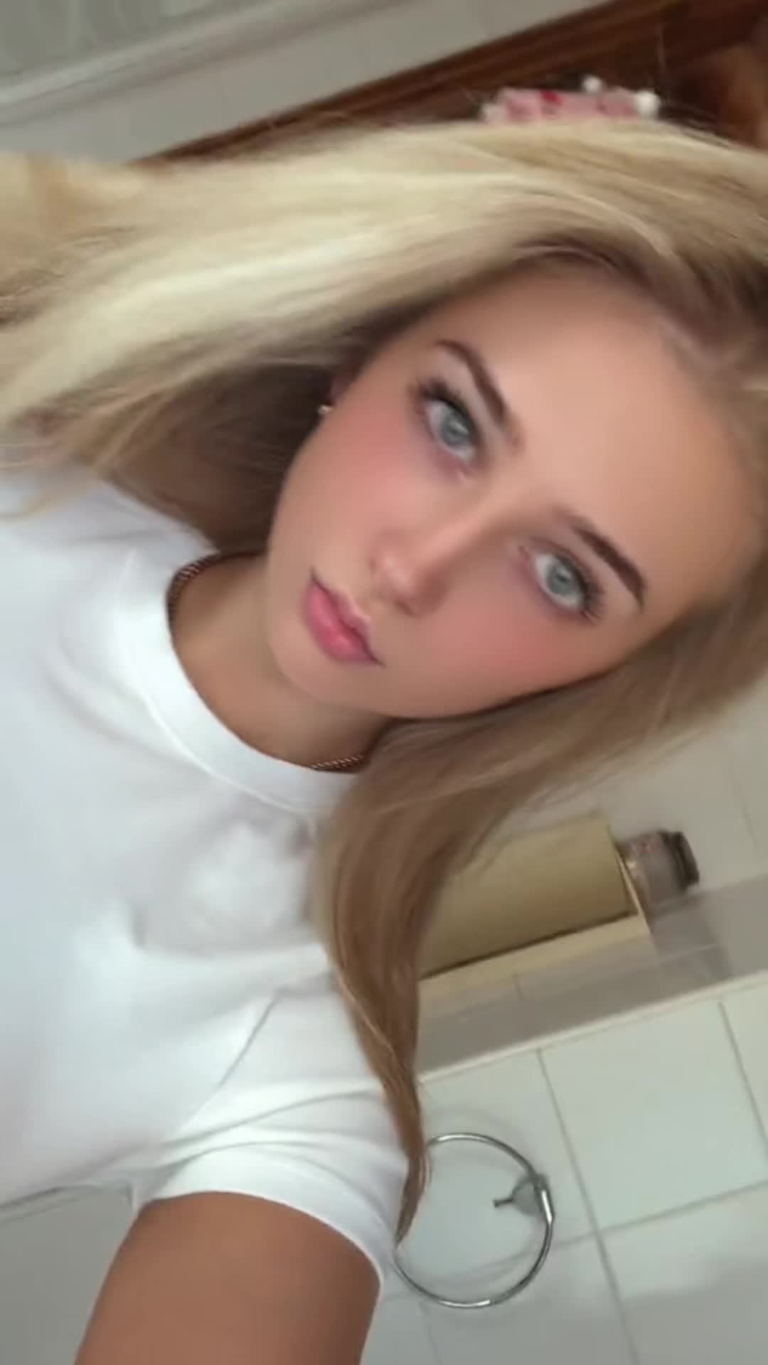@sylviejonesx