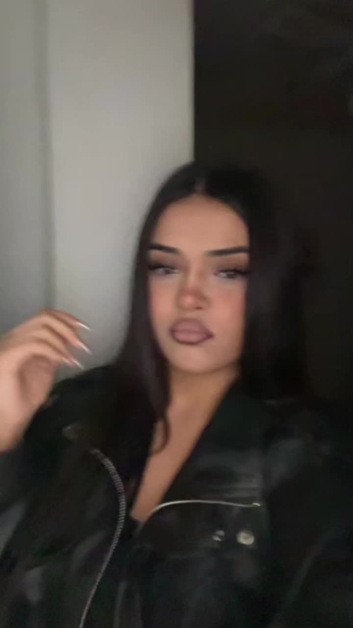 @Raaj👑