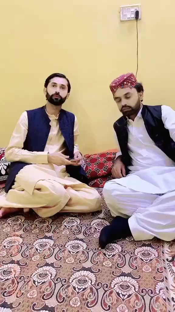 @ملک زین اعوان ✅