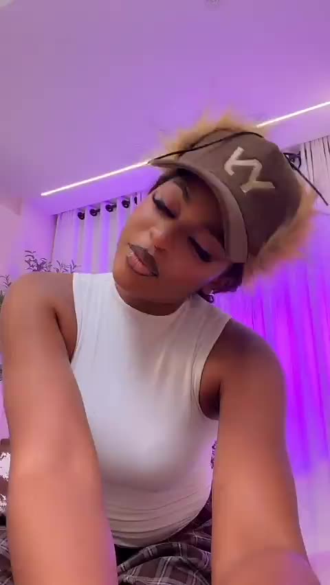@TIKTOK CHALLENGE 🖤🟣❤️🦋