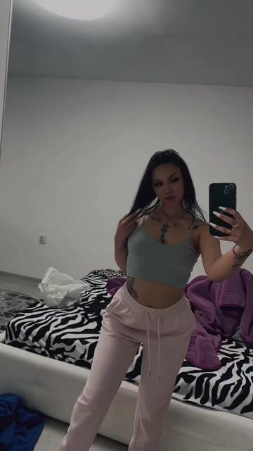 @Denisa