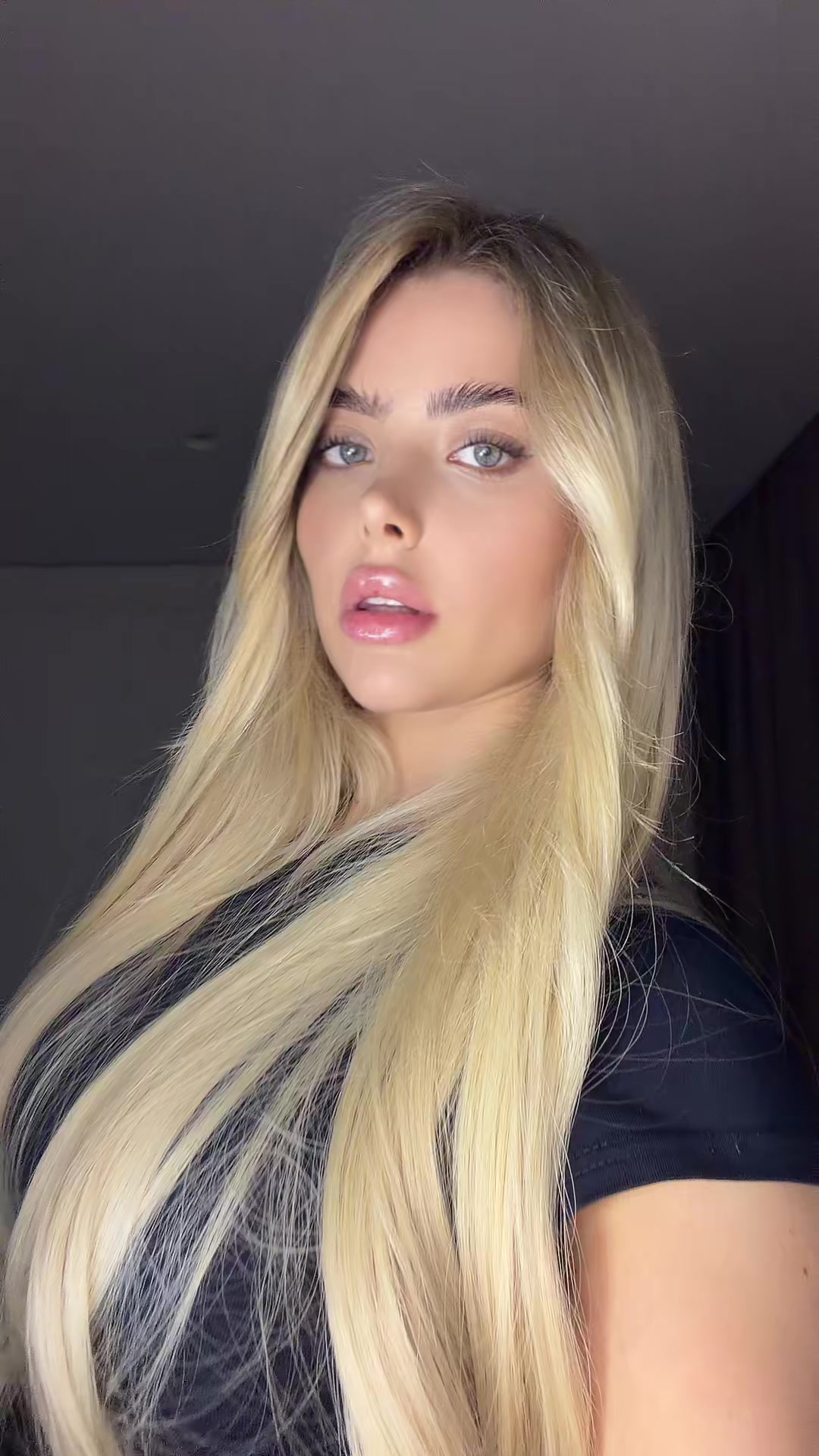 @Taya