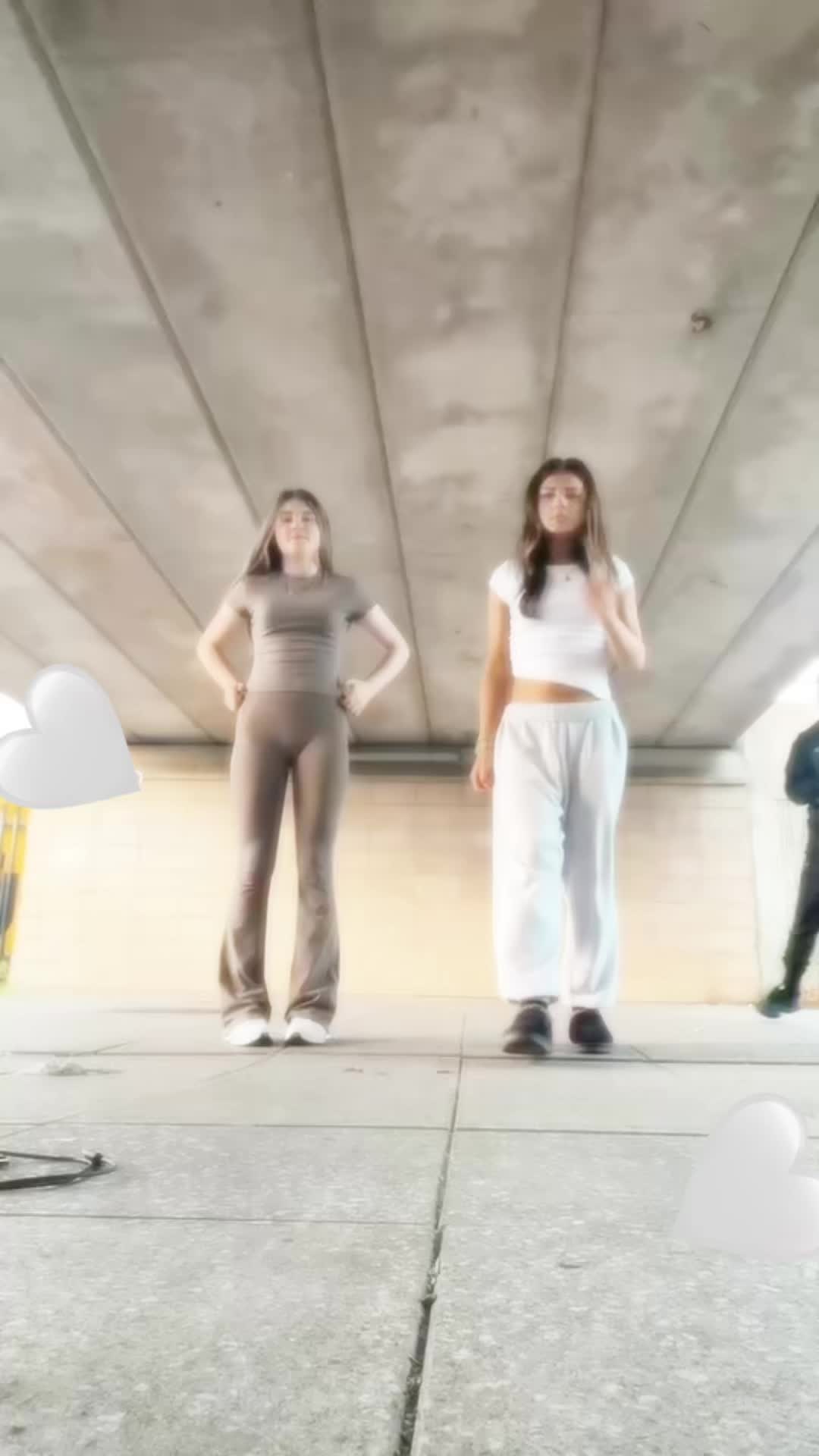 @𝒻𝓇ℯ𝓎𝓈𝓅𝒶𝓂📿🤍