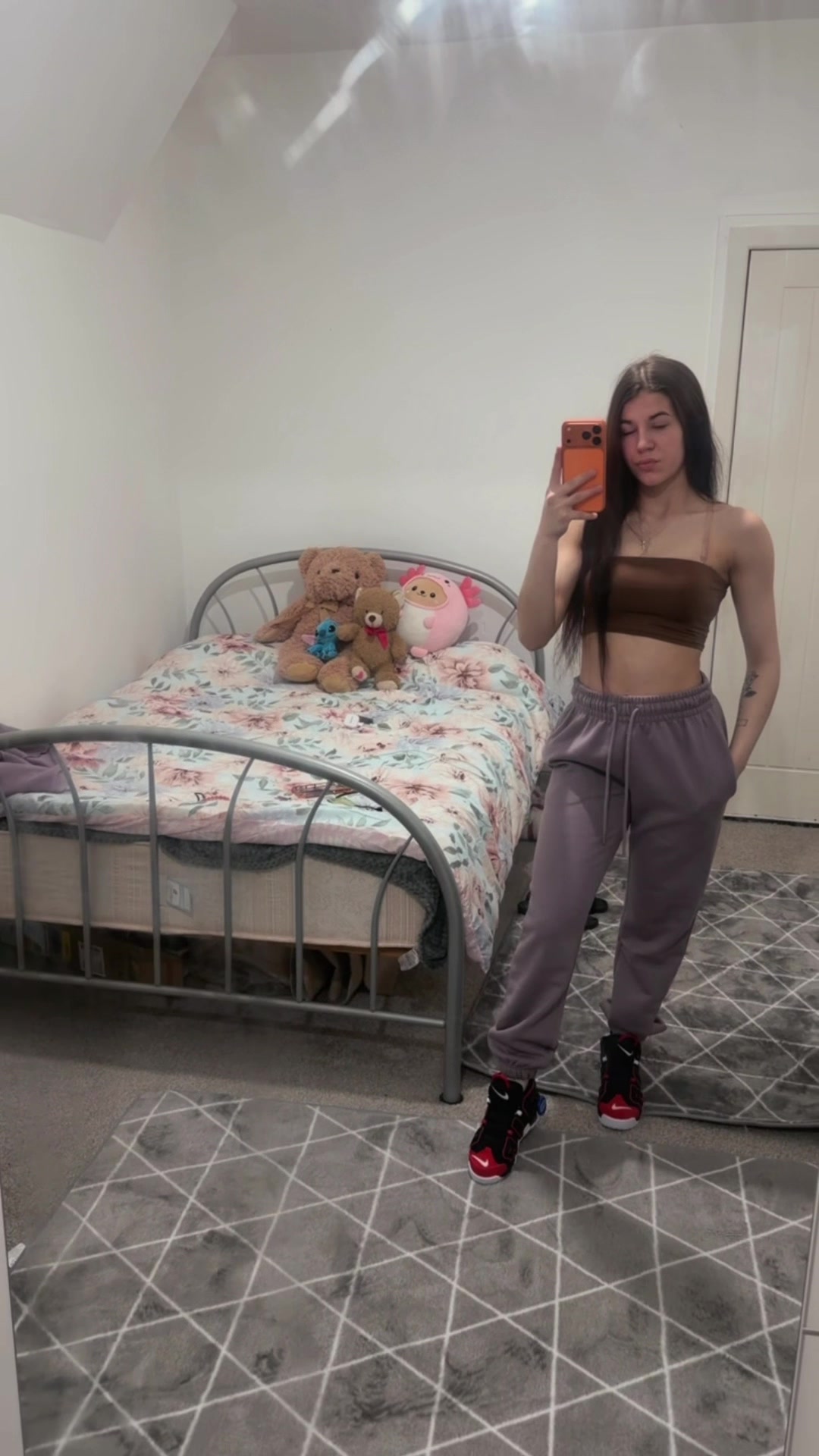 @Adina Ada27