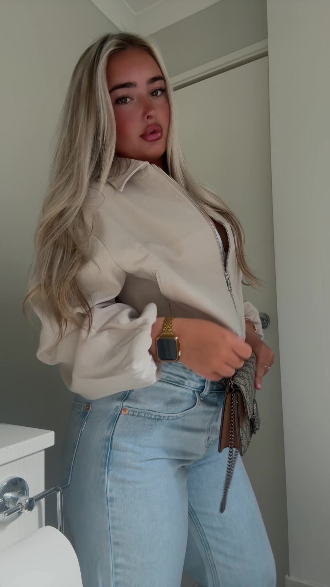 @Melissabarnes