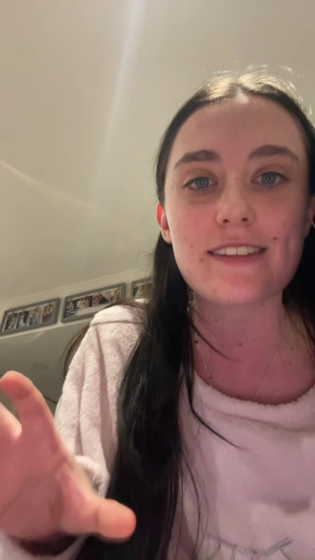 @shedeservescare