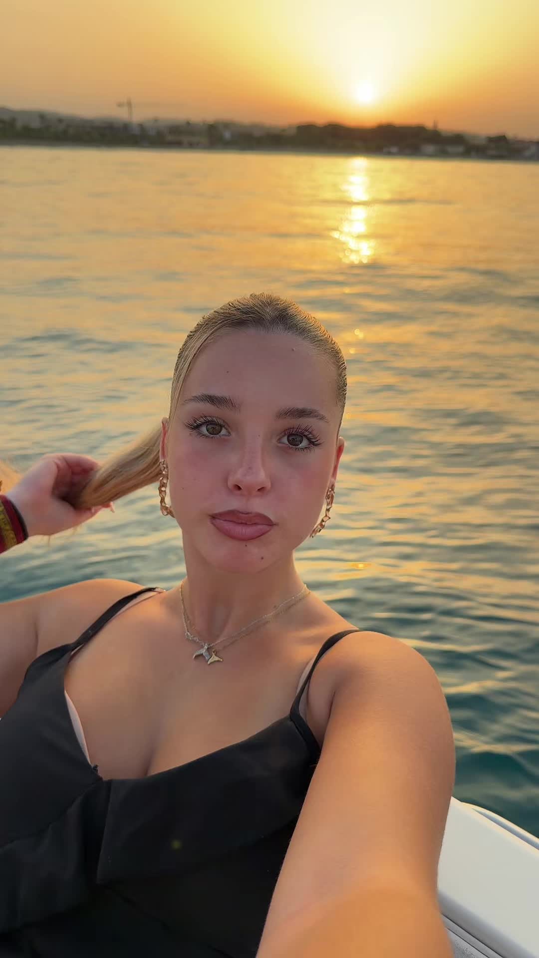 @IRENE BENITO🐬