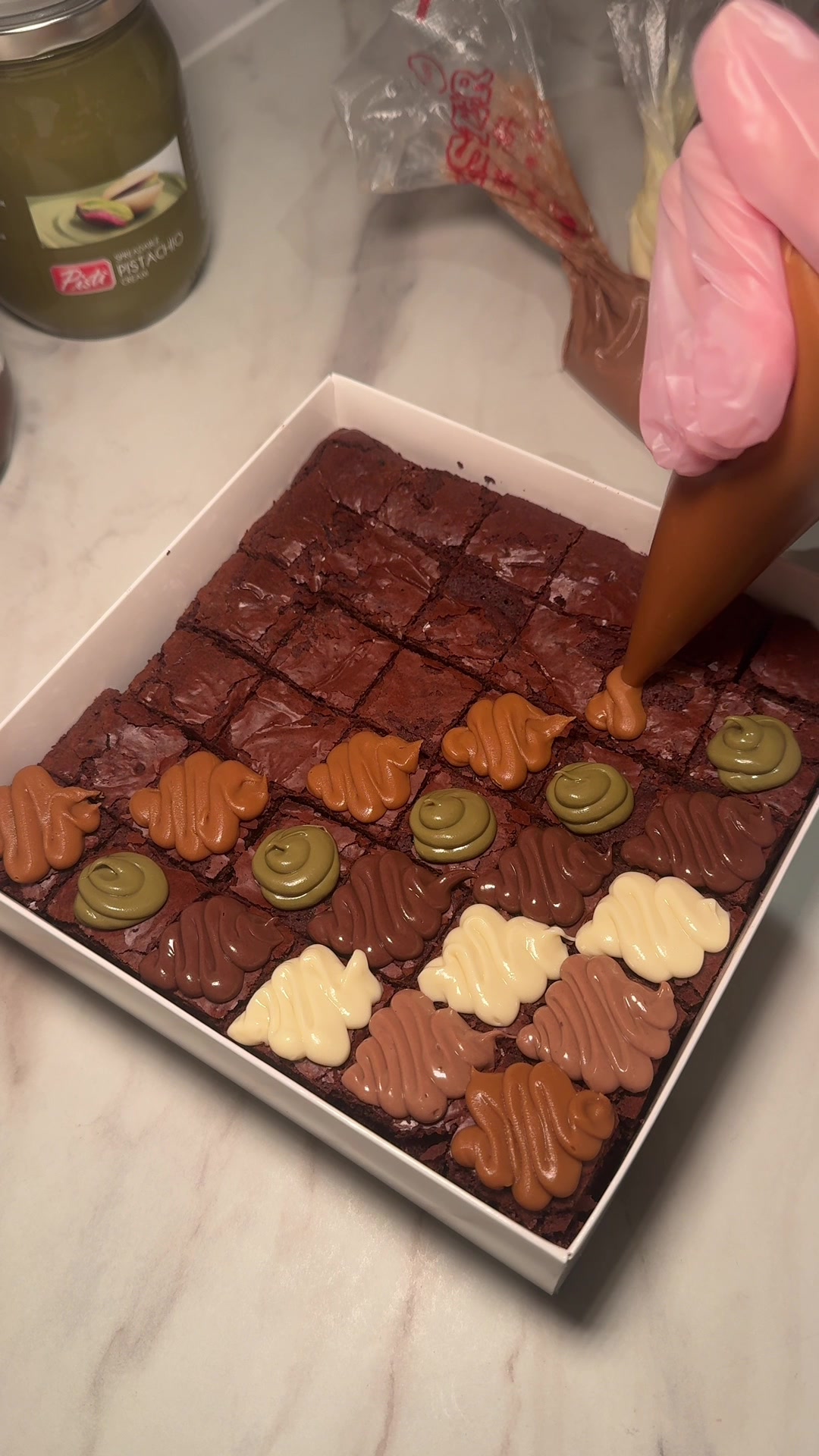 @Mahiibakes
