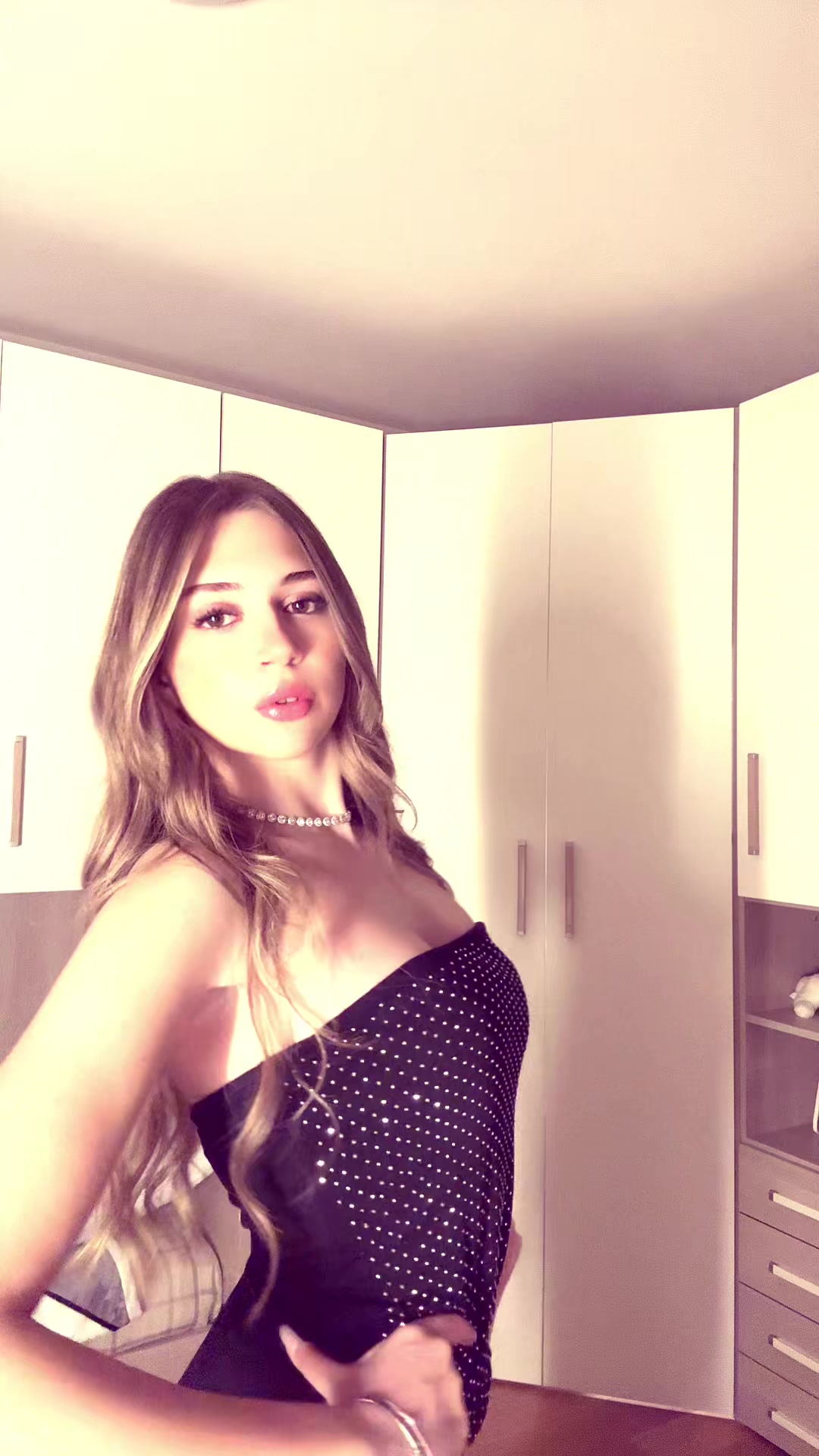 @elenina