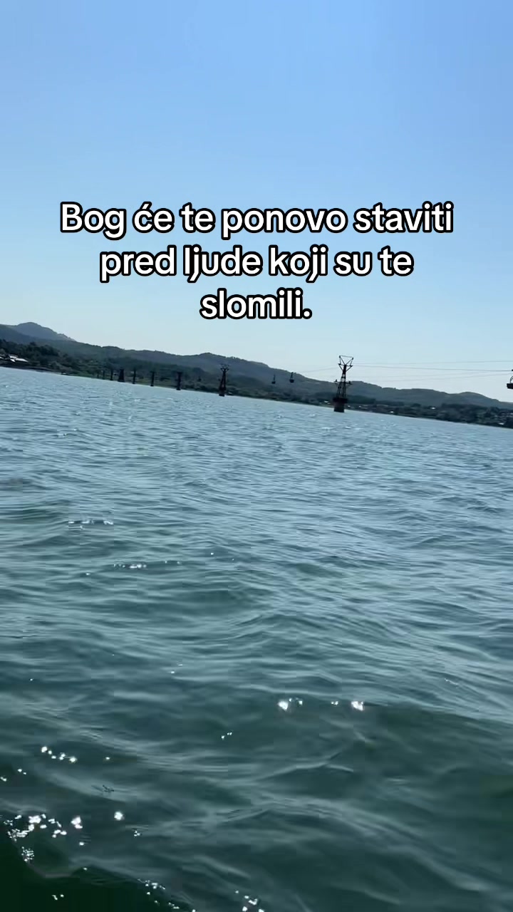 @𝑫𝑰𝑵𝑨 𝑭𝑬𝑹𝑰𝒁