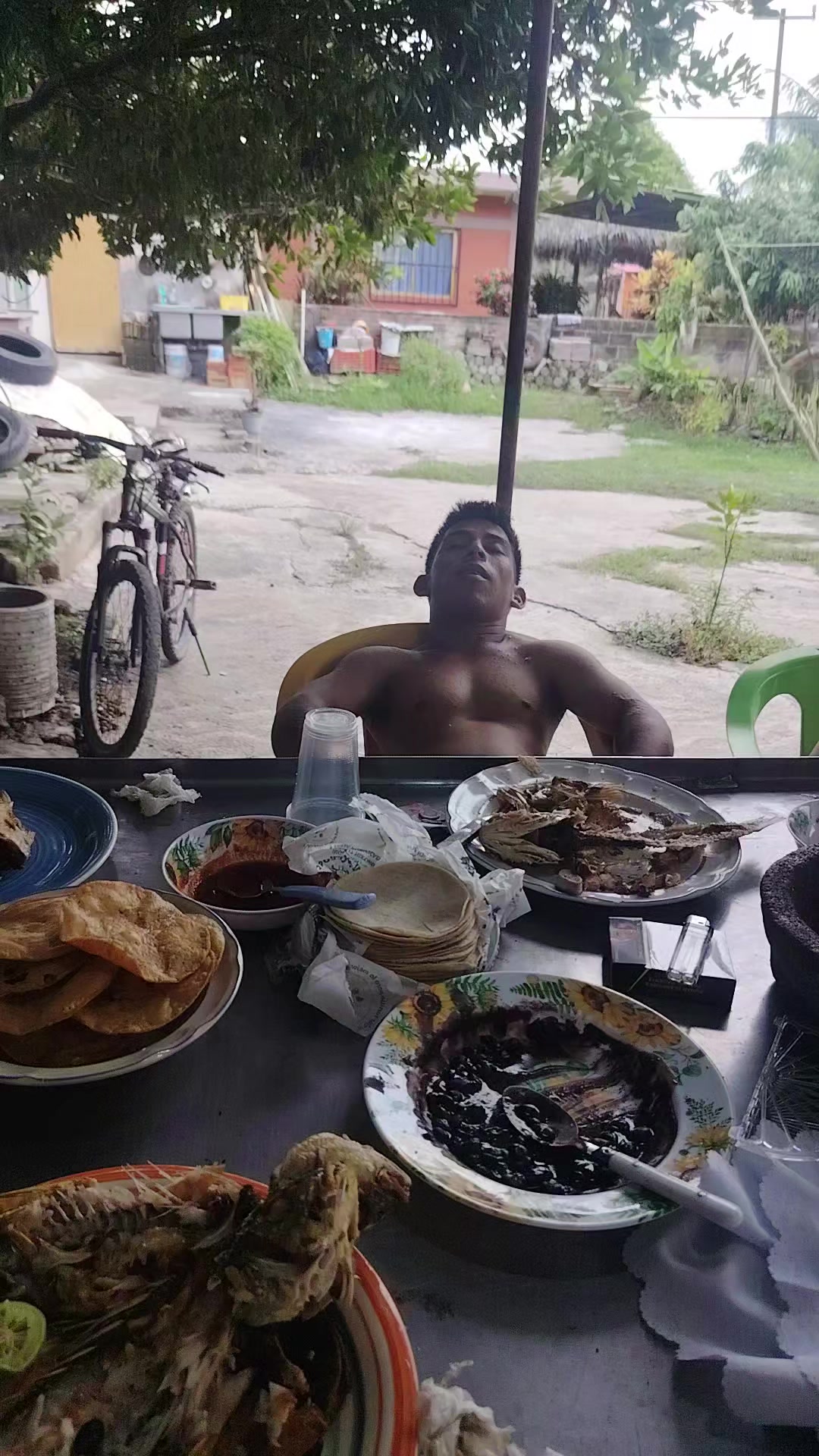 @Iv&aacute;ncito