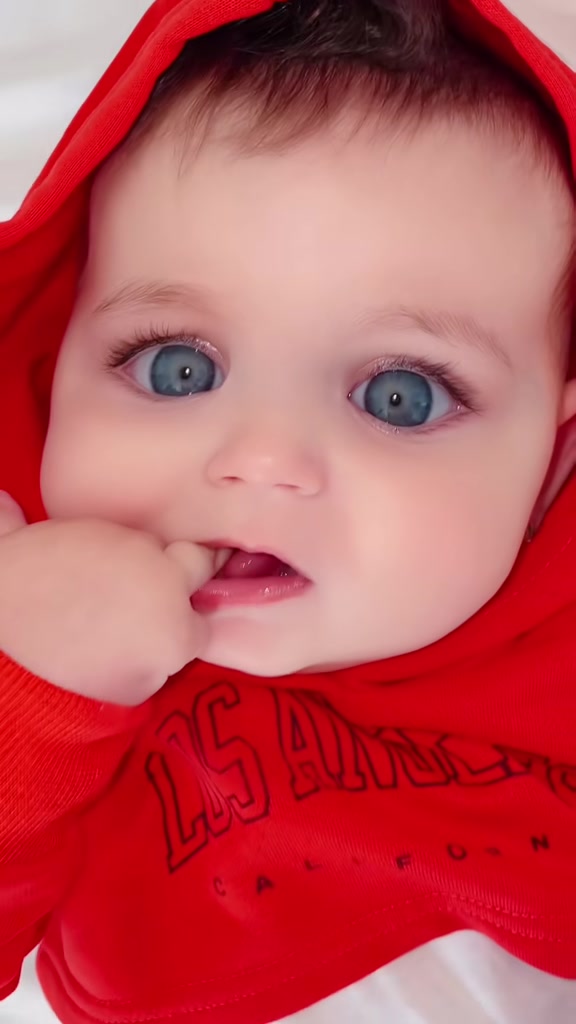 @𝓔𝓿𝓮𝓵𝓲𝓷