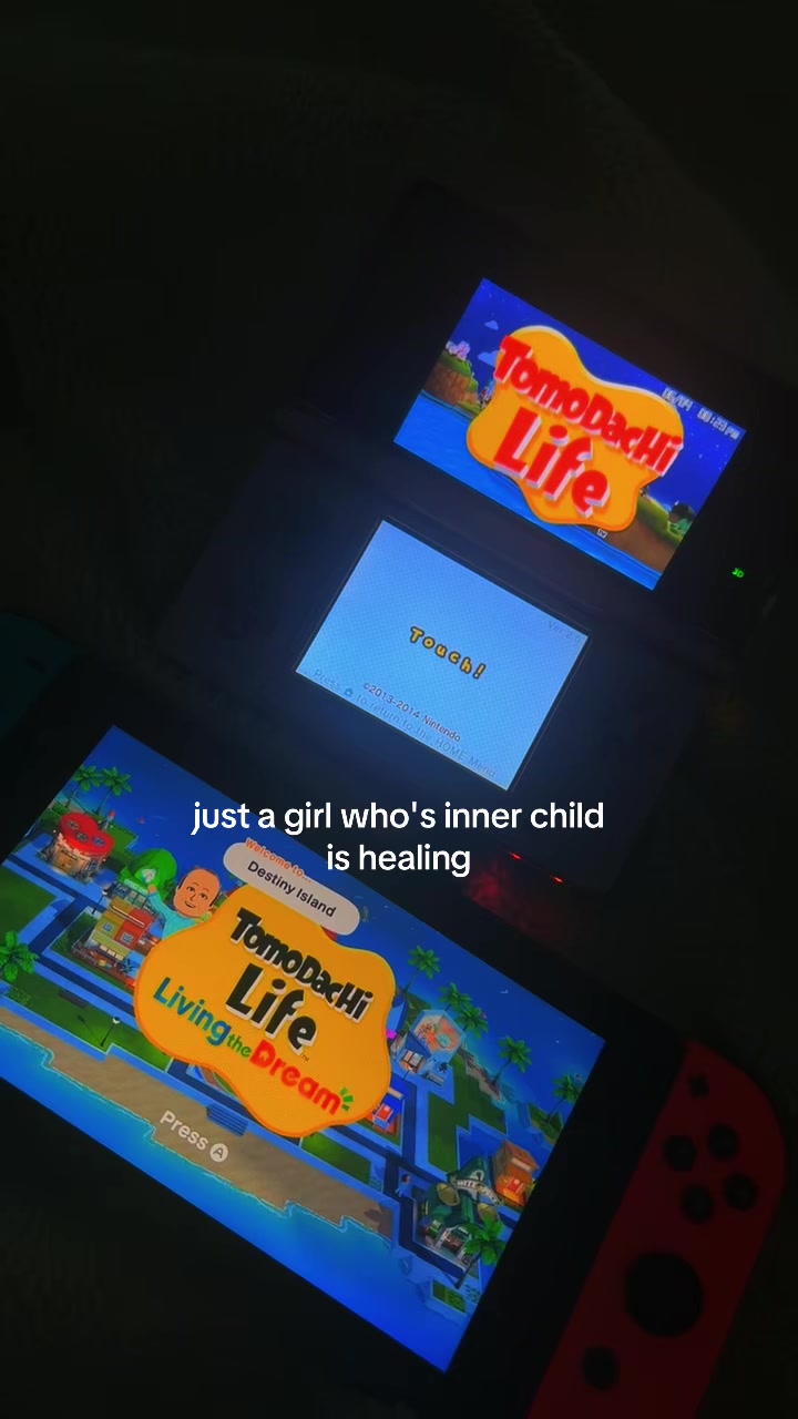 @️
