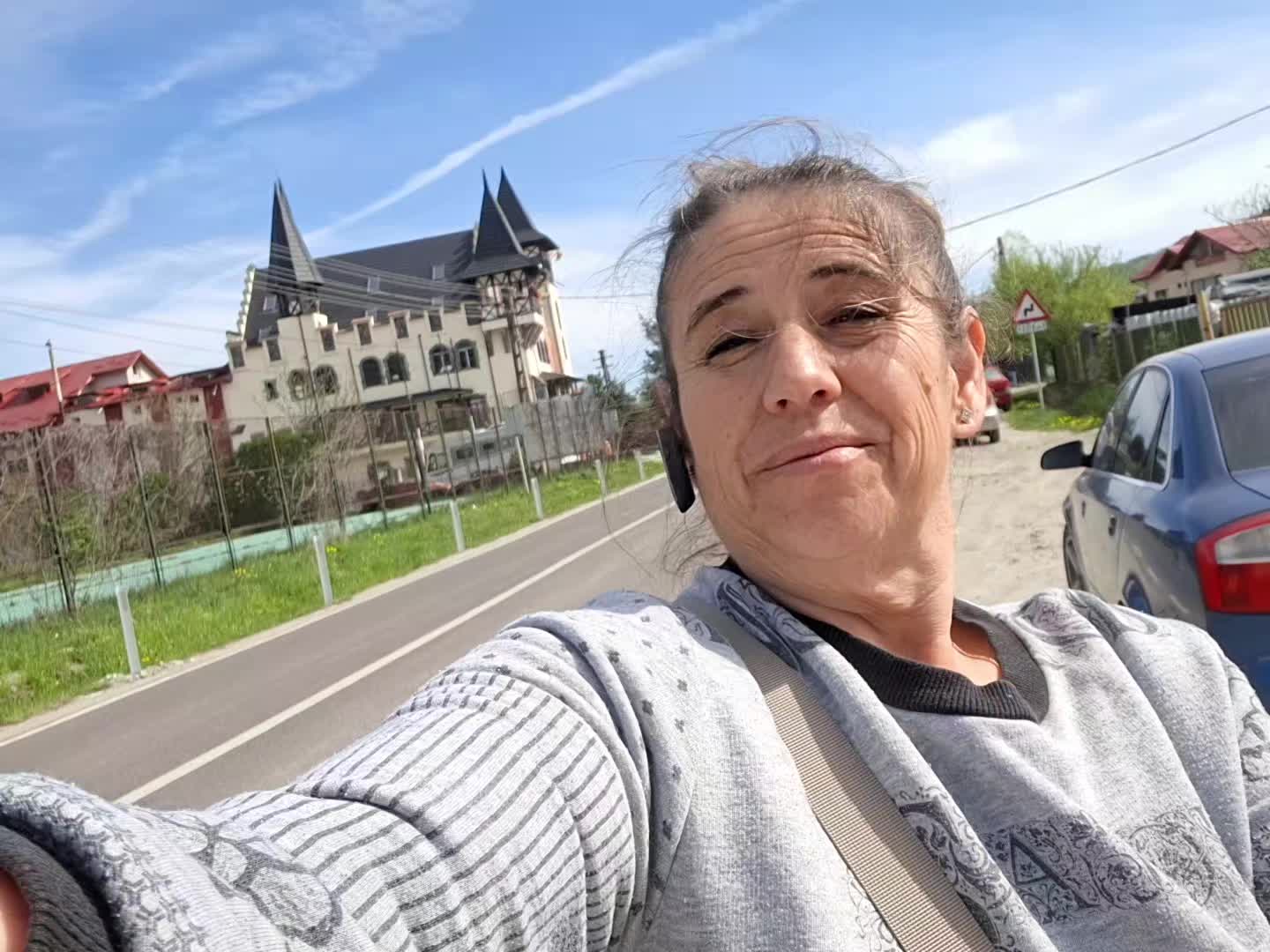 @Elle Liana