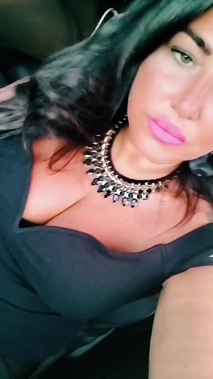 @꧁𝑻𝒊𝒕𝒕𝒂⭐𝑺tella꧂