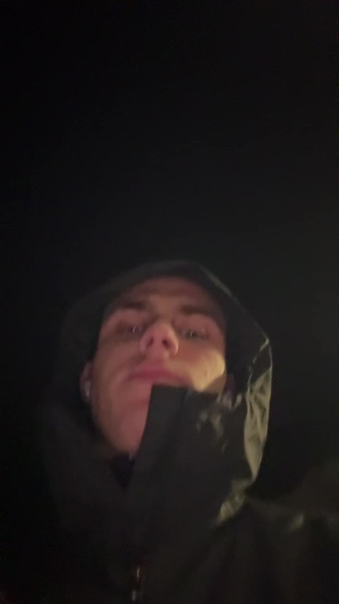 @crzzx