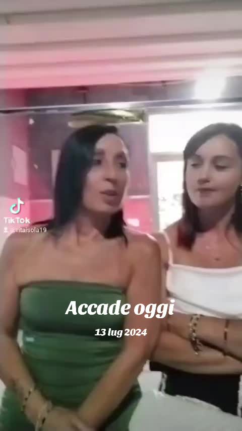 @Robertina
